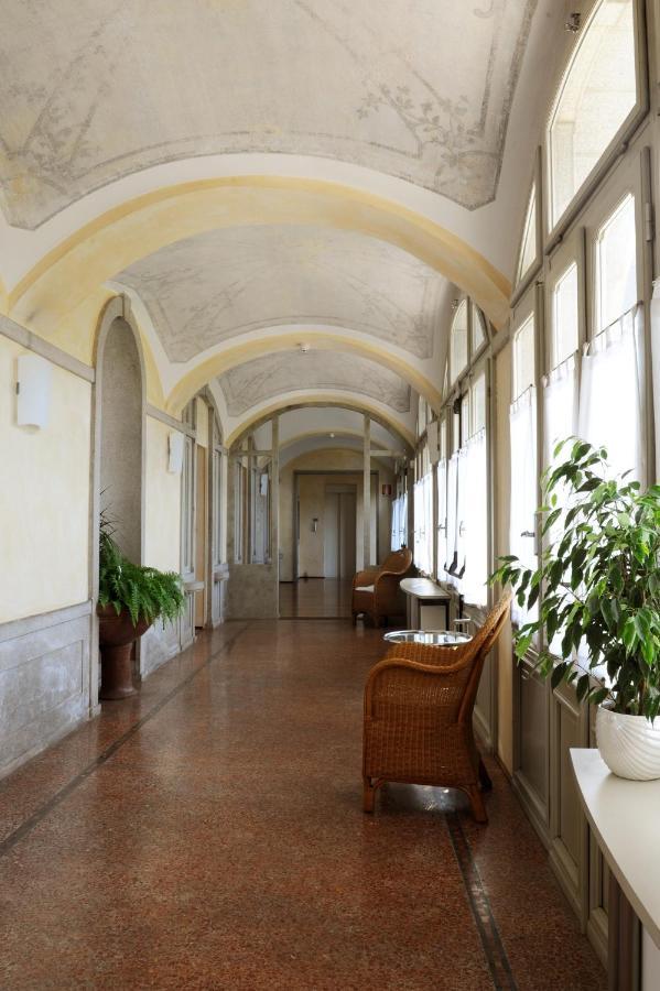 Dimora Del Barone Hotel Romagnano Sesia ภายนอก รูปภาพ