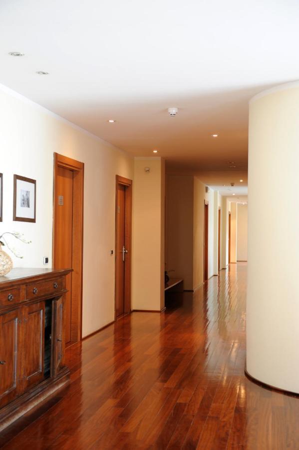 Dimora Del Barone Hotel Romagnano Sesia ภายนอก รูปภาพ