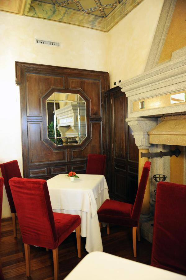 Dimora Del Barone Hotel Romagnano Sesia ภายนอก รูปภาพ